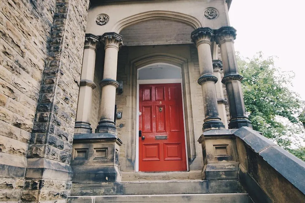 בית הארחה מלון הודרספילד Edgerton Mansions